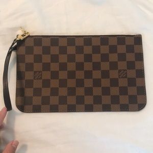Damier Ebene Louis Vuitton Neverfull Pochette